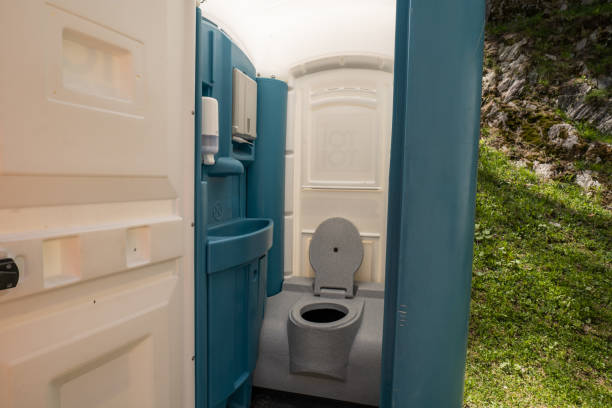 Best Porta potty delivery and setup  in Scobey, MT